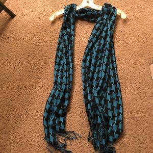 Houndstooth Scarf🧣